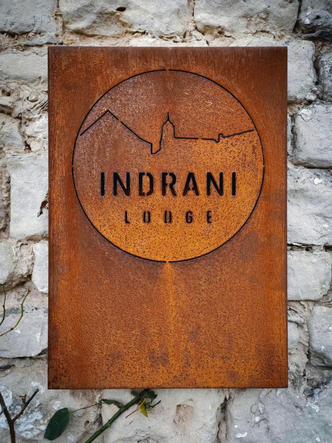 Indrani Lodge Loupoigne Exterior foto